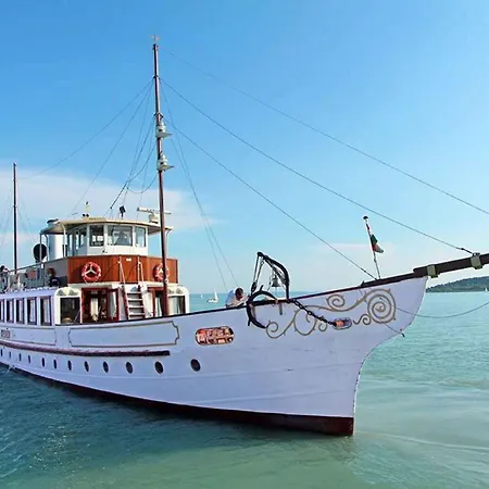 In - Balaton 45810 * Шиофок