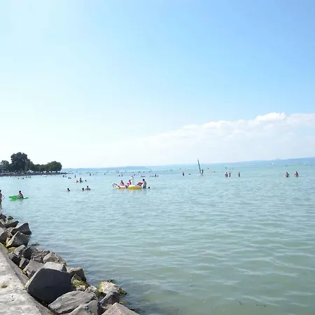 In - Balaton 45810 * Шиофок