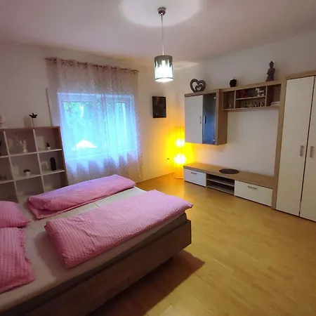 In - Balaton 45810 *